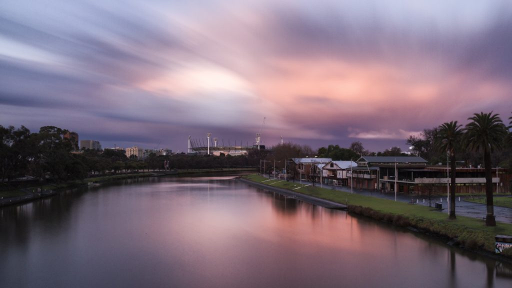 The Yarra: seen here pulling a 'just woke up' selfie when you know its been up for hours preparing.